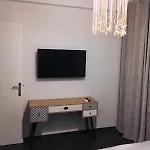 Amimoni Lejlighed *